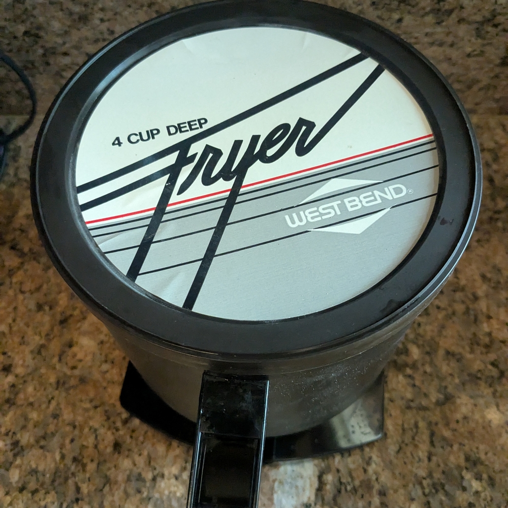 West Bend 4 Cup Deep Fryer